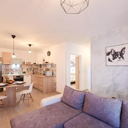 Appartement Coco Pirovac